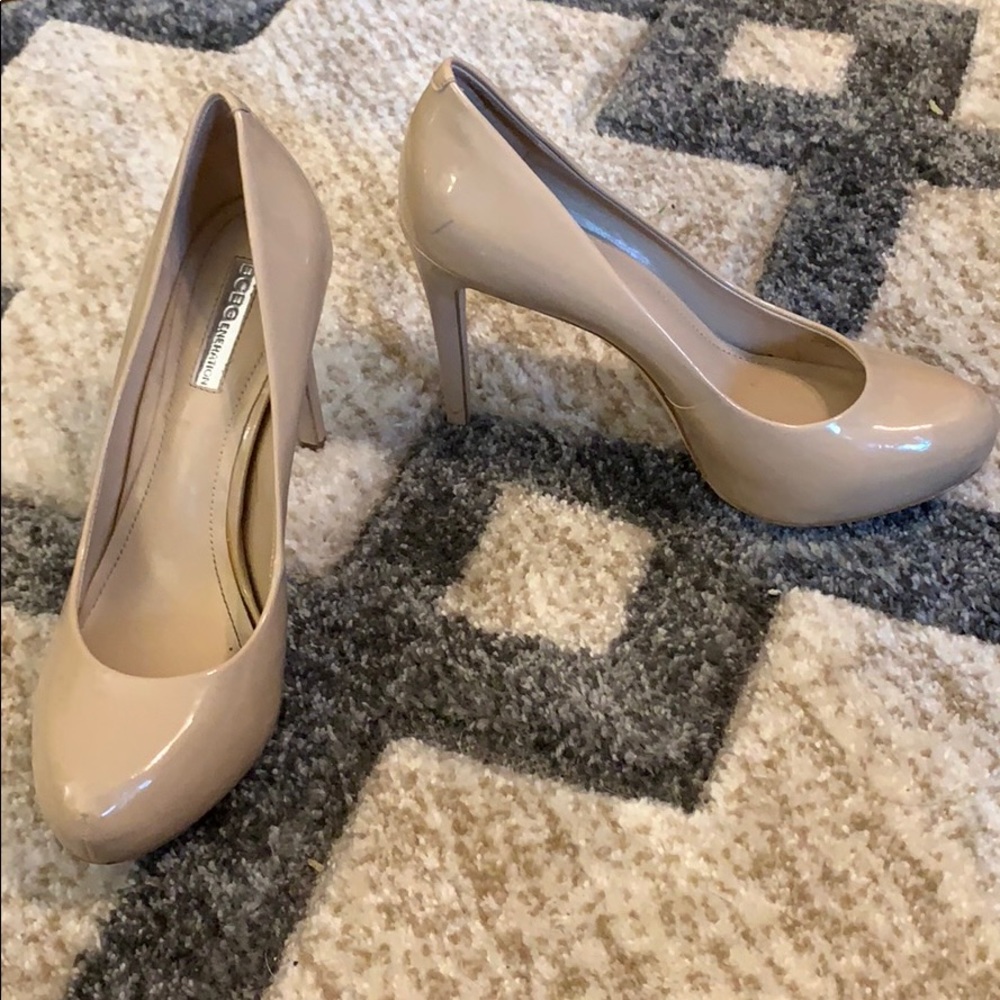 Nude BCBGeneration pumps
